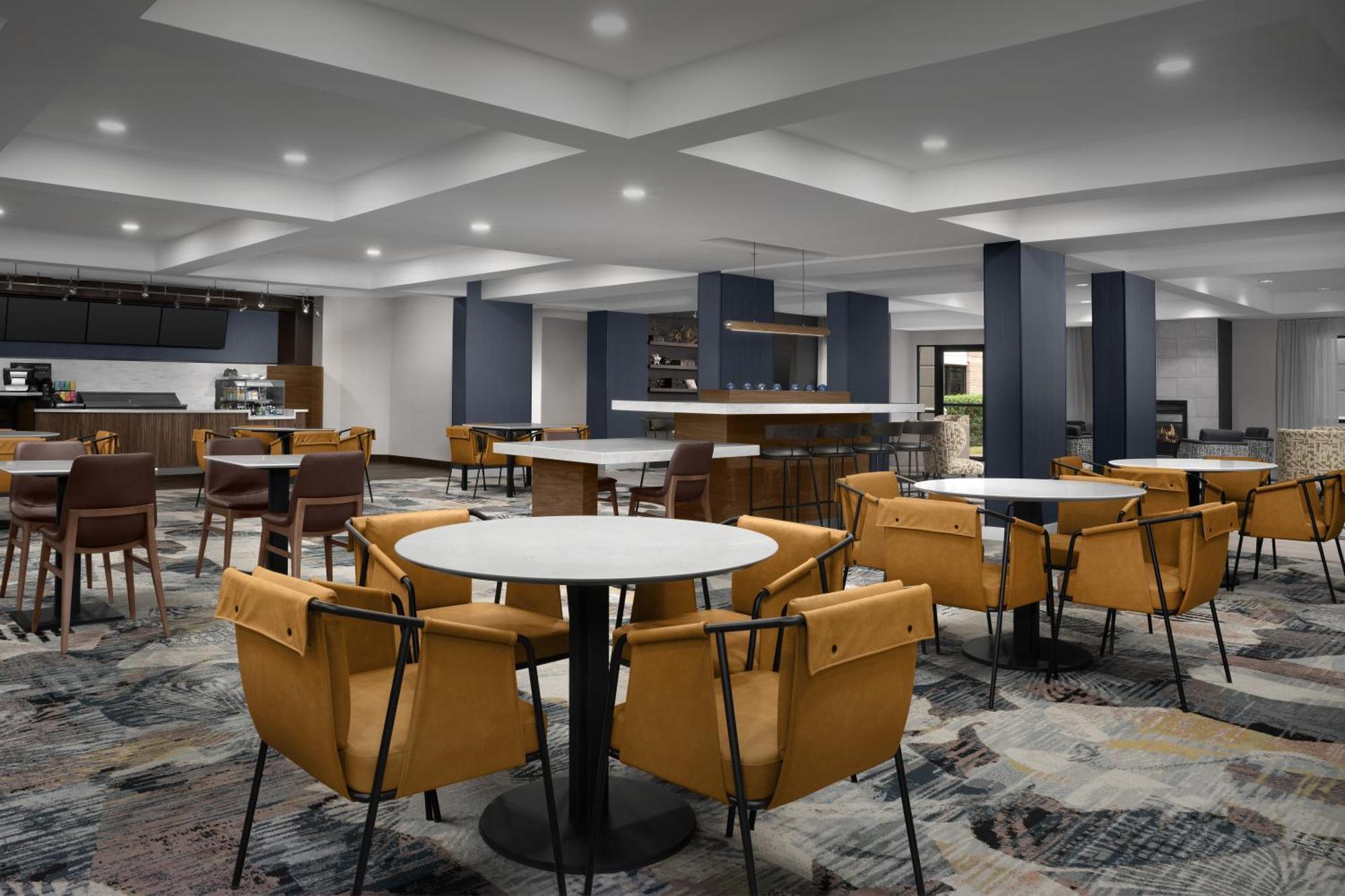 Courtyard Dallas Quorum Drive 3* Addison