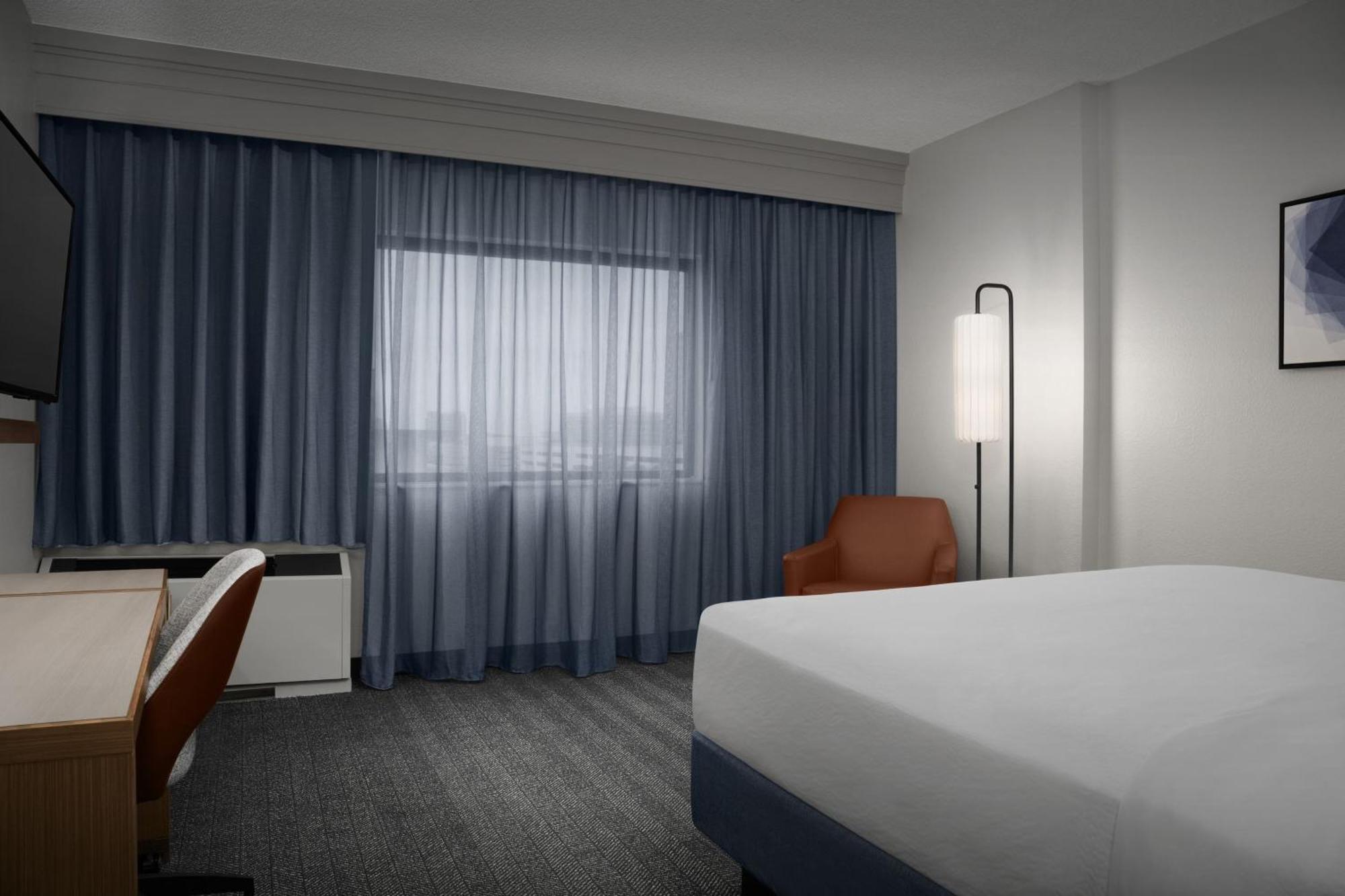 Hotel Courtyard Dallas Quorum Drive